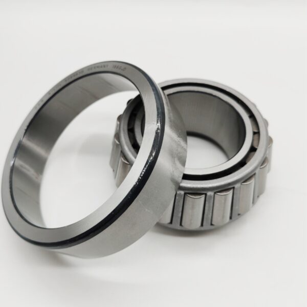 Top Sale 70mm Tapered Roller Bearing with Cylindrical Structure - Image 2